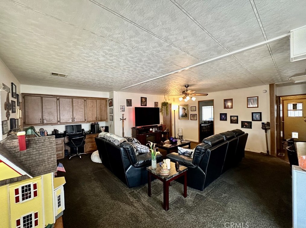 24911 Barnett Dr, Hemet CA  92544-1911 exterior