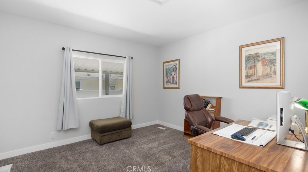 38080 Calle Clavel, Murrieta CA  92563-5643 exterior