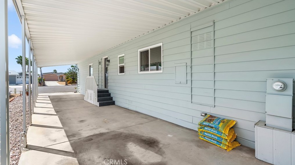 38080 Calle Clavel, Murrieta CA  92563-5643 exterior