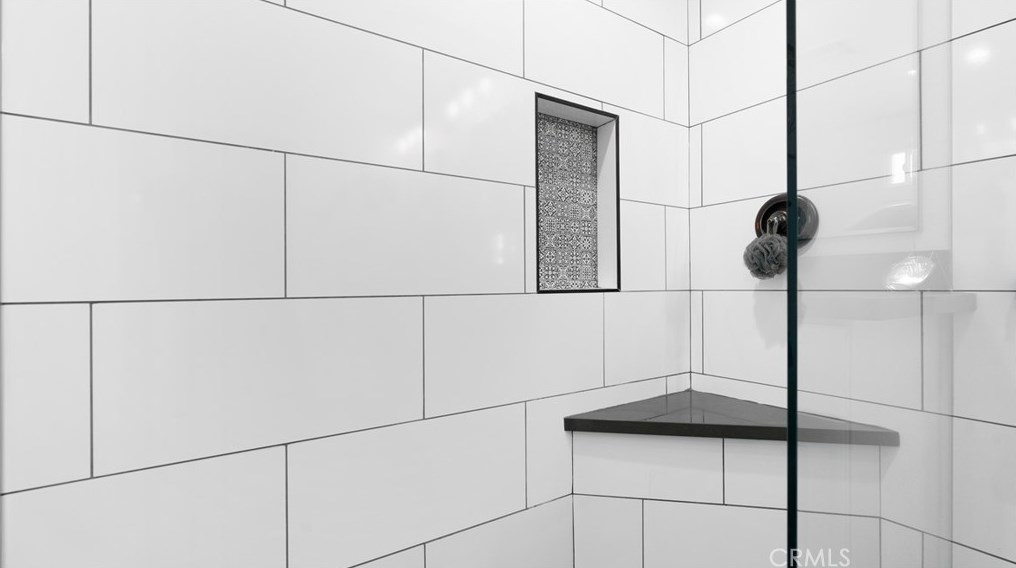 38080 Calle Clavel, Murrieta CA  92563-5643 exterior