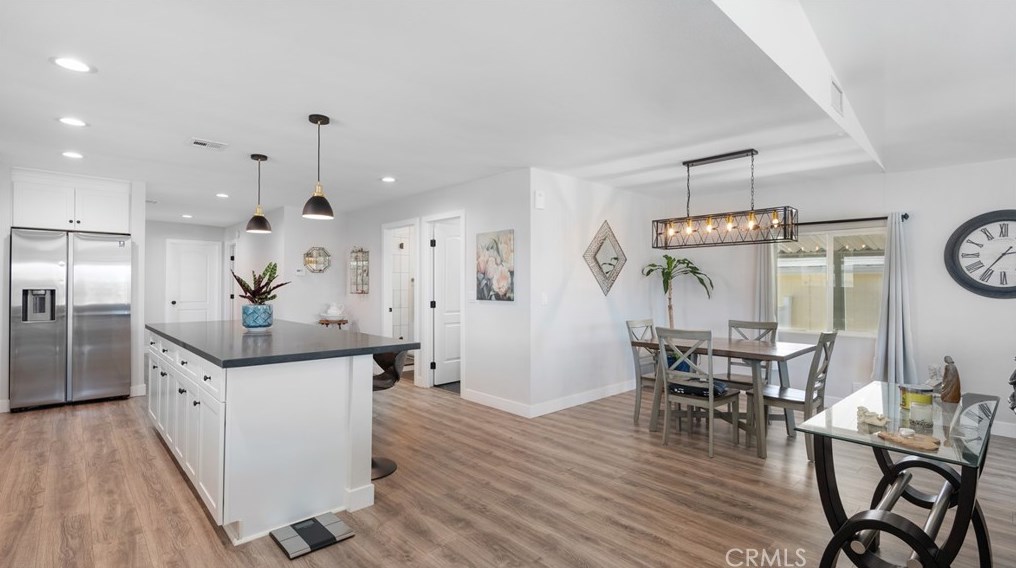 38080 Calle Clavel, Murrieta CA  92563-5643 exterior