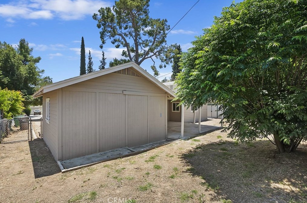 77 Pendleton Rd, Banning CA  92220-2026 exterior