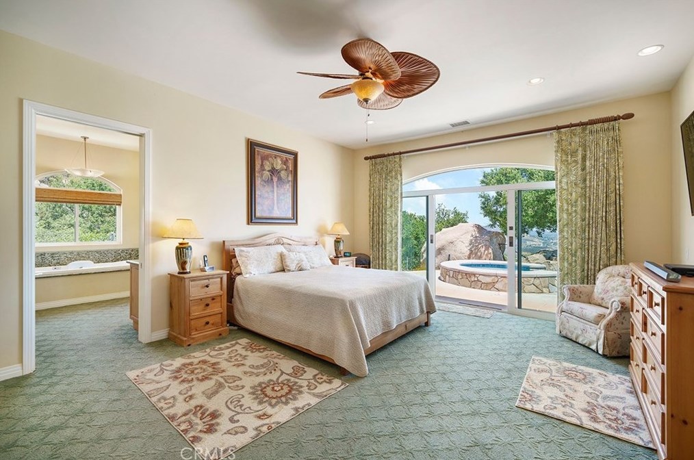 17554 Calle Huerto, Murrieta CA  92562-8745 exterior