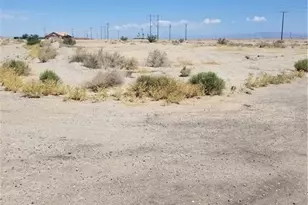 2560 S Marina Dr, Salton City, CA 92274 - Photo 1