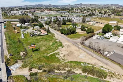 25189 Monroe Avenue, Murrieta, CA 92562 - Photo 5