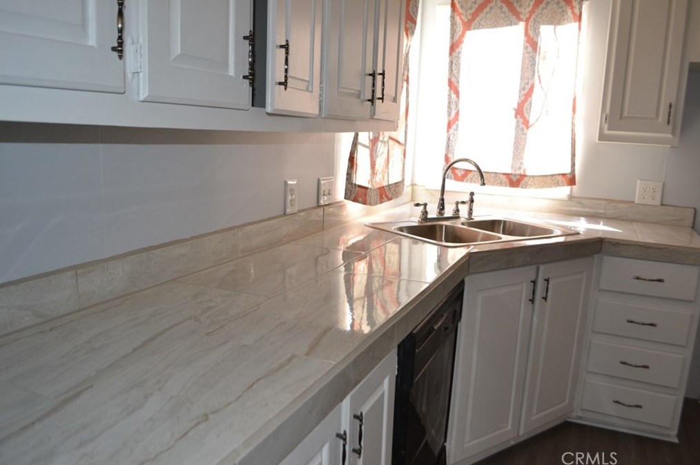 32044 Mtn, Homeland CA  92548 exterior