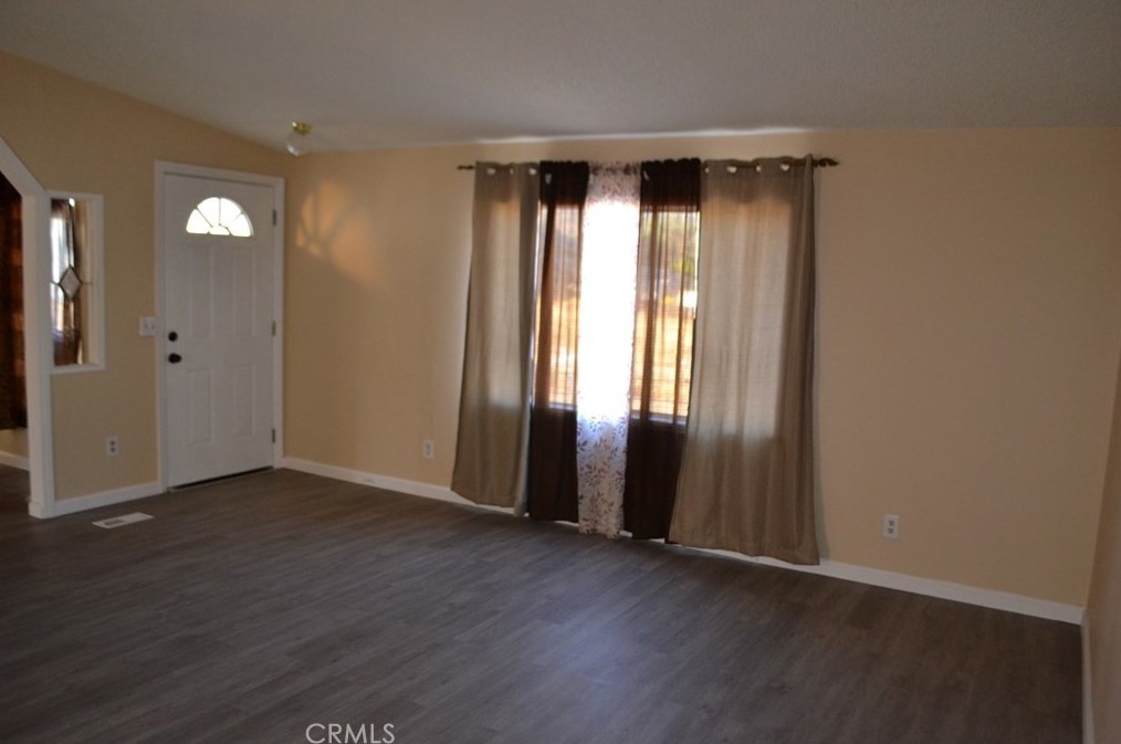 32044 Mtn, Homeland CA  92548 exterior