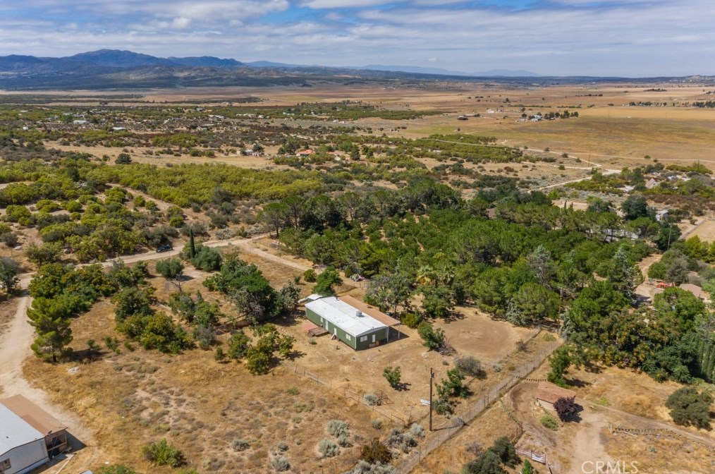 58771 Yaw Rd, Anza CA  92539-9583 exterior