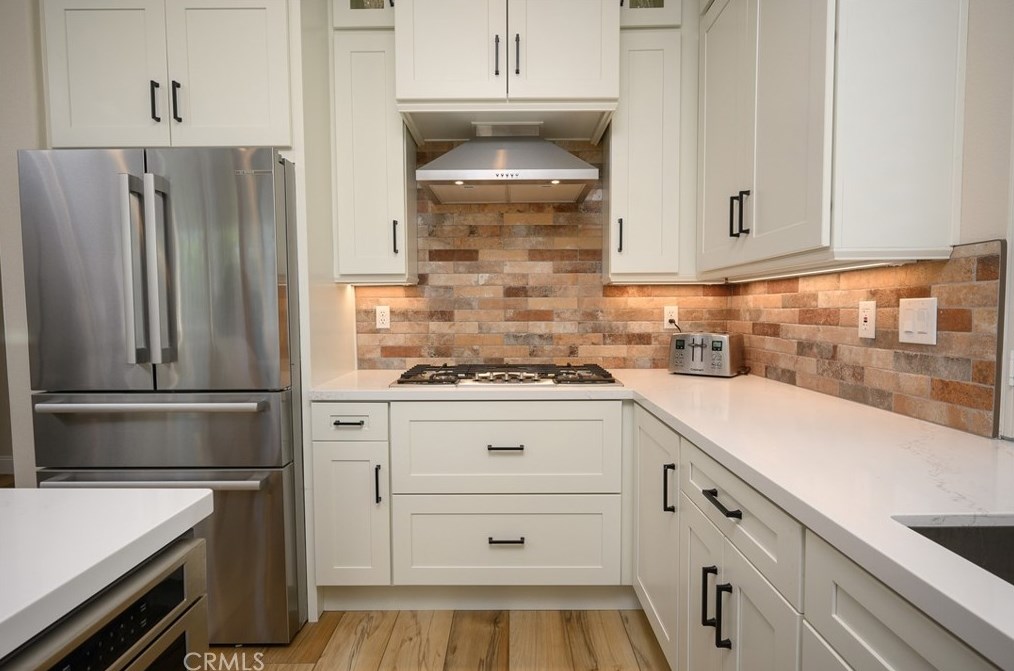 40222 Patchwork Ln, Murrieta CA  92562-4783 exterior