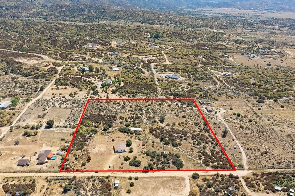 37202 Polliwog Rd, Anza CA  92539-8880 exterior