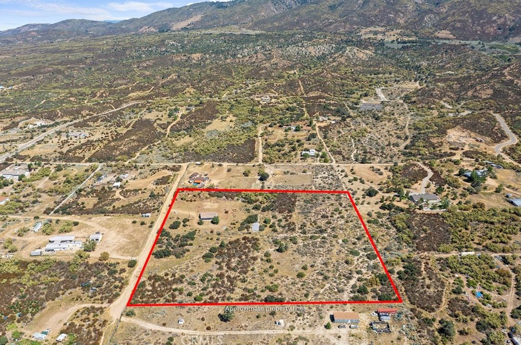 37202 Polliwog Rd, Anza CA  92539-8880 exterior