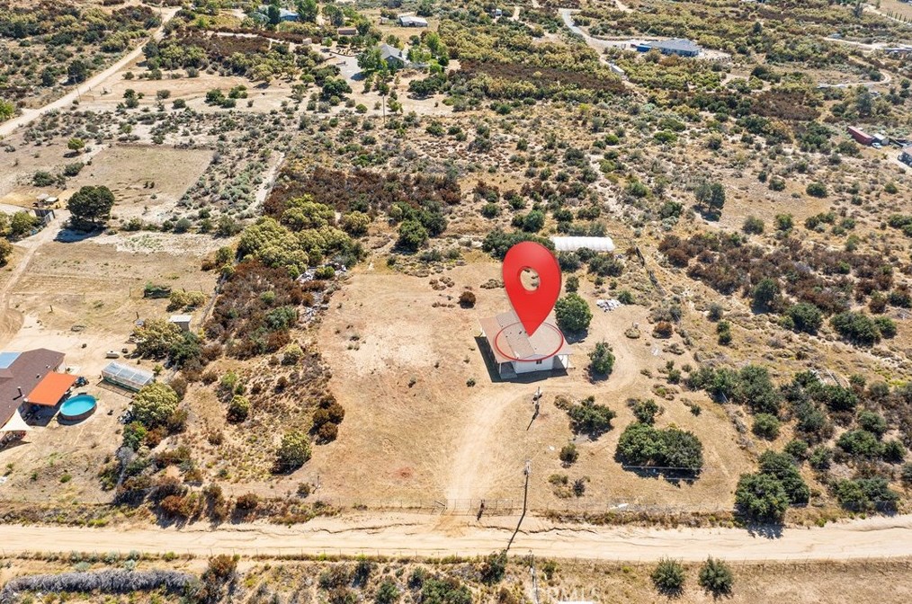 37202 Polliwog Rd, Anza CA  92539-8880 exterior