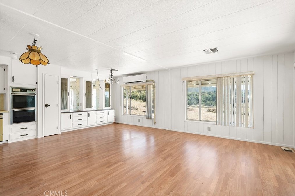 37202 Polliwog Rd, Anza CA  92539-8880 exterior