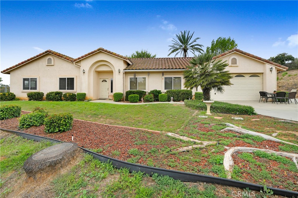 1635 Calmin Dr, Fallbrook, CA 92028 MLS SW23170247 Coldwell Banker