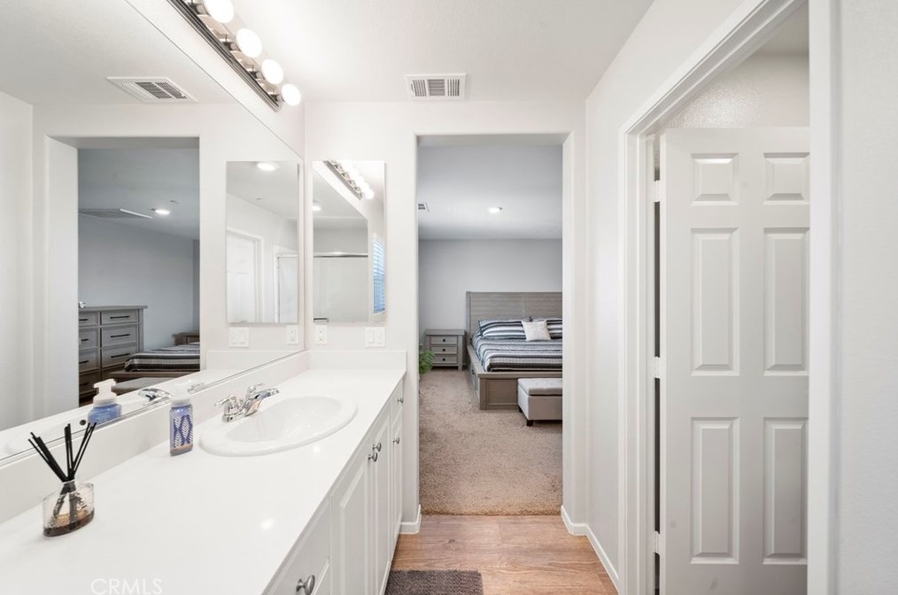 67398 Rio Vista Dr, Cathedral City CA  92234-8629 exterior