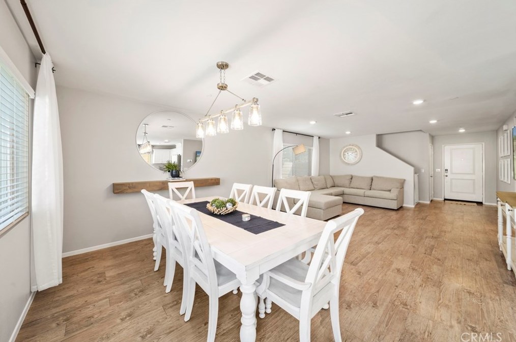 67398 Rio Vista Dr, Cathedral City CA  92234-8629 exterior
