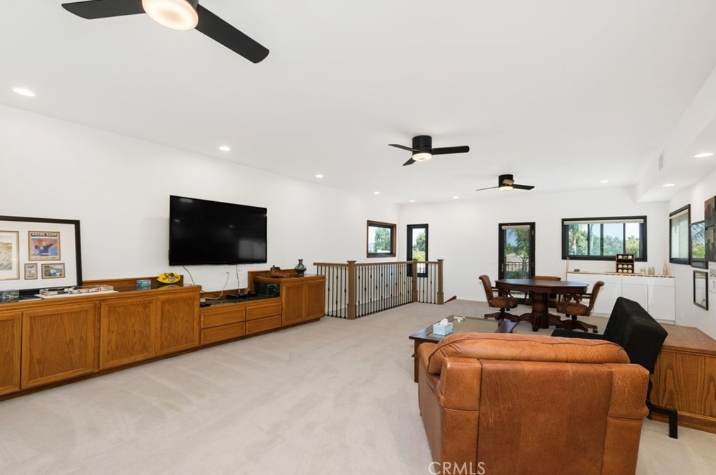 38662 Quail Rdg Dr, Murrieta CA 92562-3065 exterior