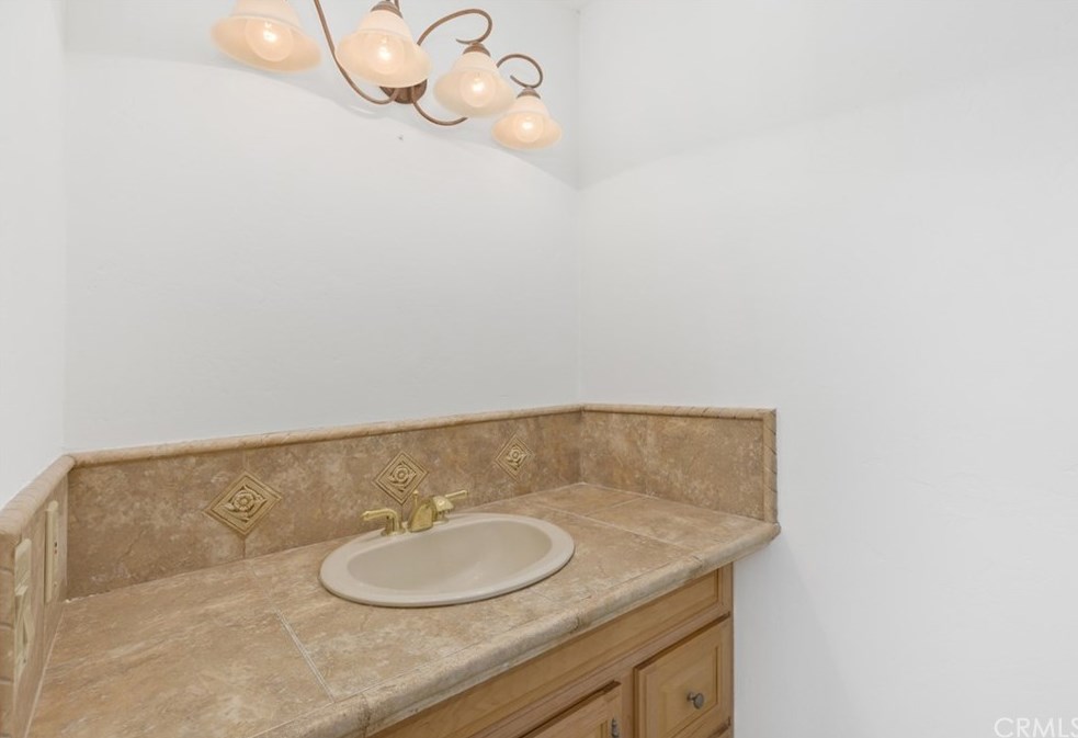 38662 Quail Rdg Dr, Murrieta CA 92562-3065 exterior