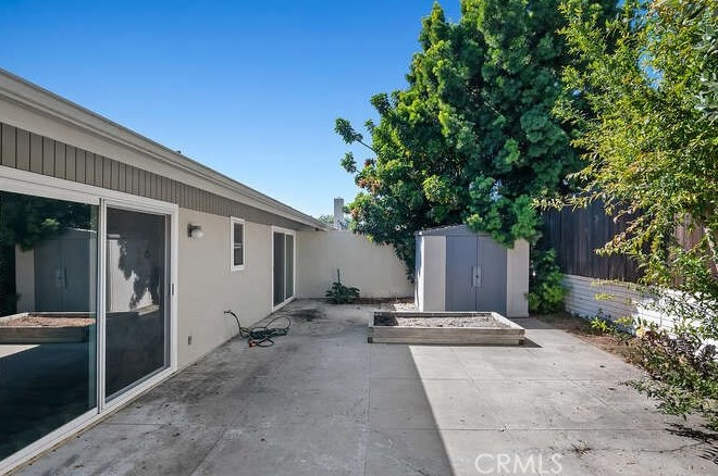 2241 Camilar Dr, Camarillo CA  93010-2060 exterior