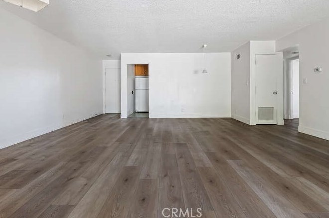 2241 Camilar Dr, Camarillo CA  93010-2060 exterior