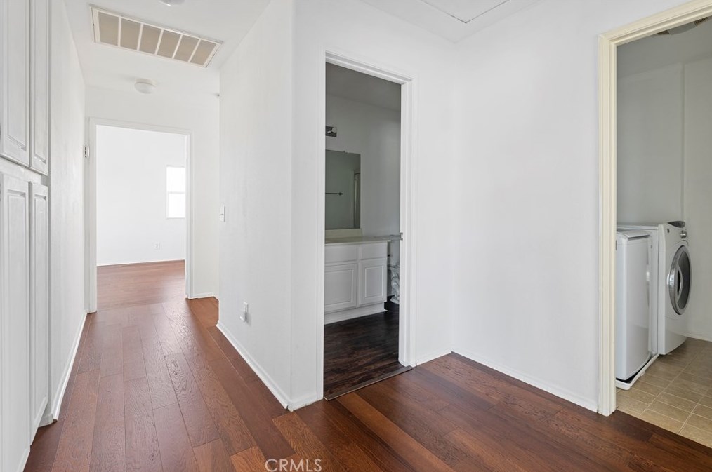 1679 Stoneside Dr, Hemet CA  92545-7003 exterior