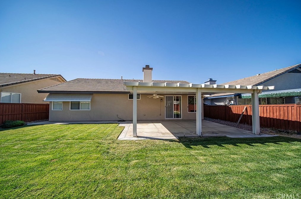 242 Marmalade Ln, Hemet CA  92544-4530 exterior