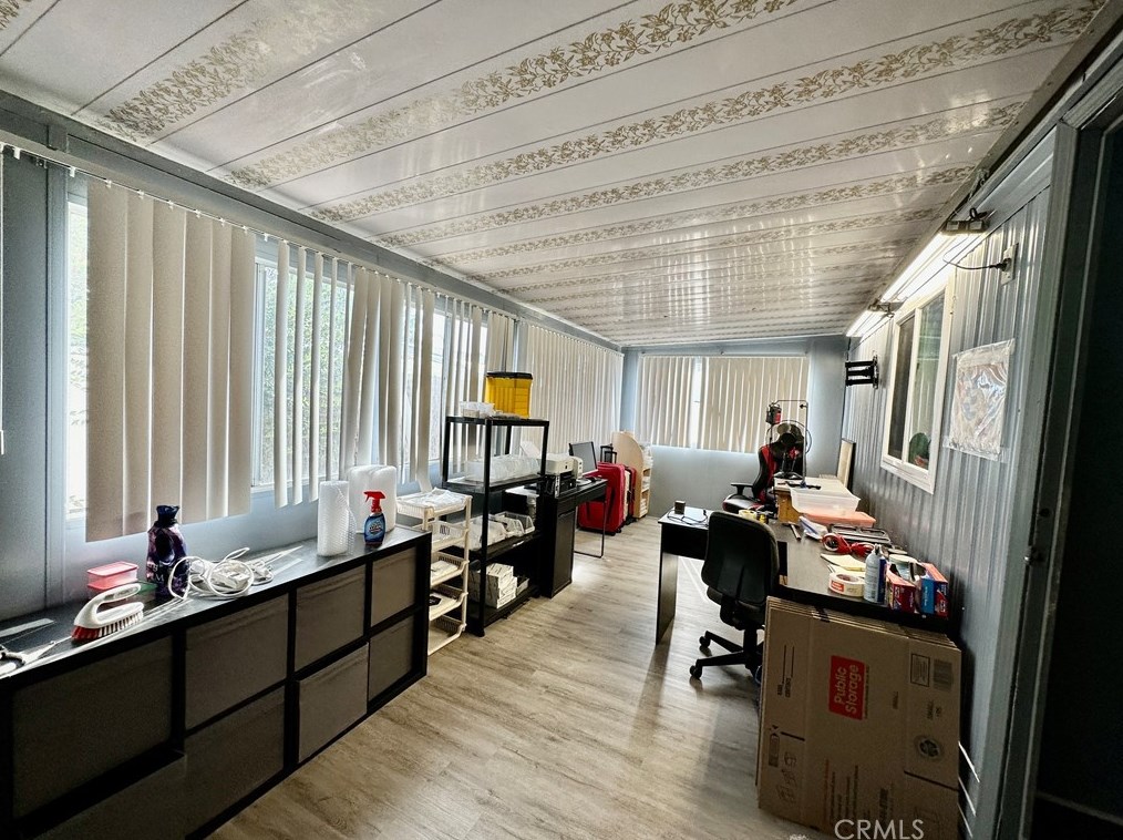 271 Santa Clara Cir, Hemet CA  92543-6932 exterior