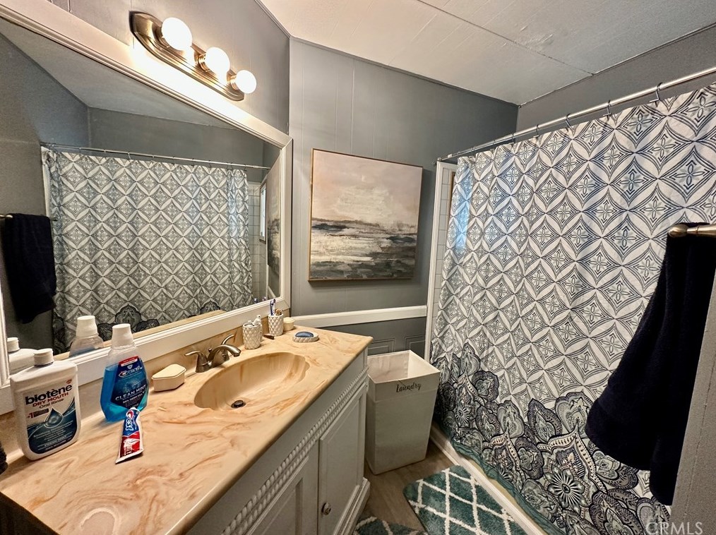 271 Santa Clara Cir, Hemet CA  92543-6932 exterior