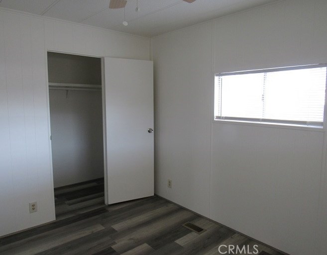 332 Lyon Ave, Hemet CA  92543-2500 exterior