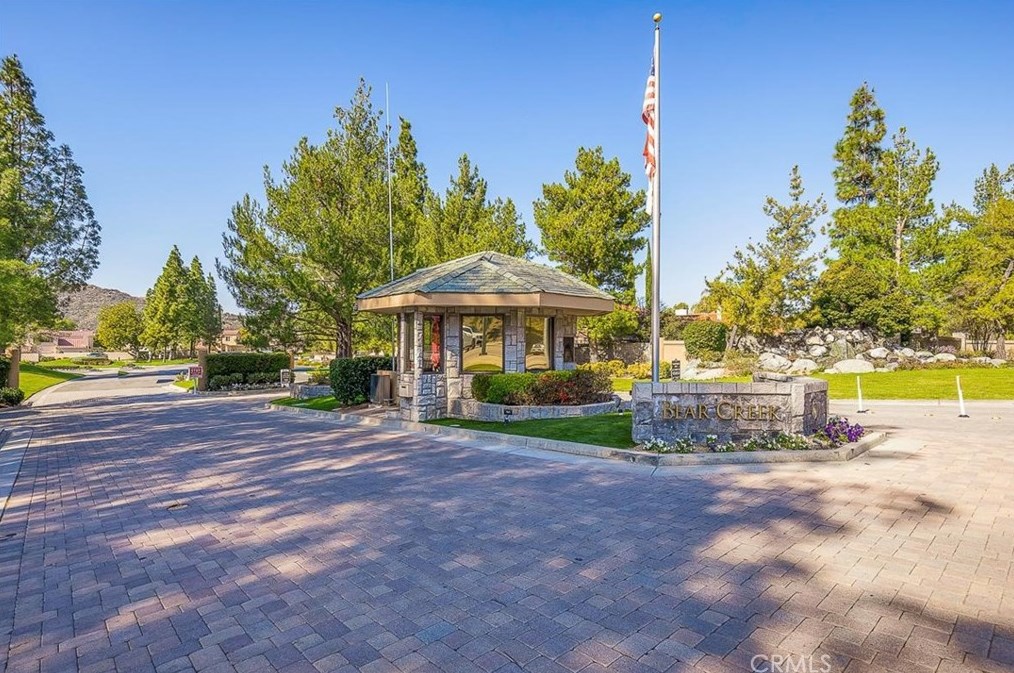 22993 Rosemont Ct, Murrieta CA  92562-3075 exterior
