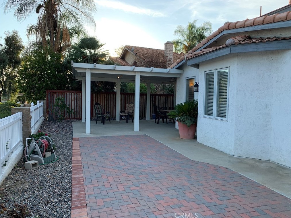 39780 Nottinghill Rd, Murrieta CA  92563-5553 exterior
