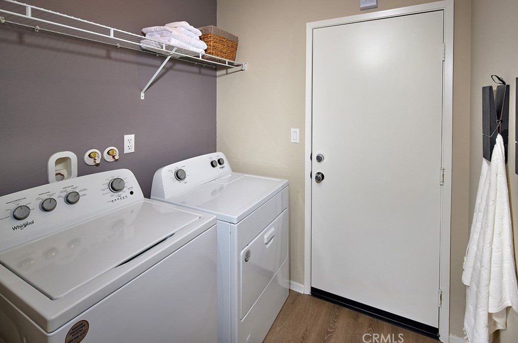 28345 Cats Claw Dr, Winchester CA  92596-8248 exterior