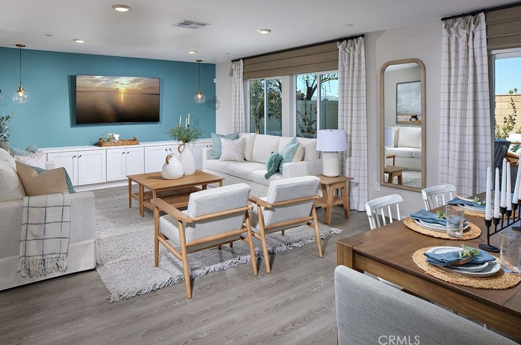 28333 Cats Claw Dr, Winchester CA  92596-8248 exterior