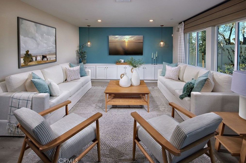 28333 Cats Claw Dr, Winchester CA  92596-8248 exterior