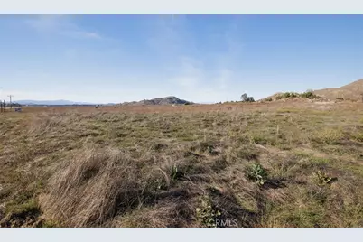 31700 Holland Road, Winchester, CA 92596 - Photo 5