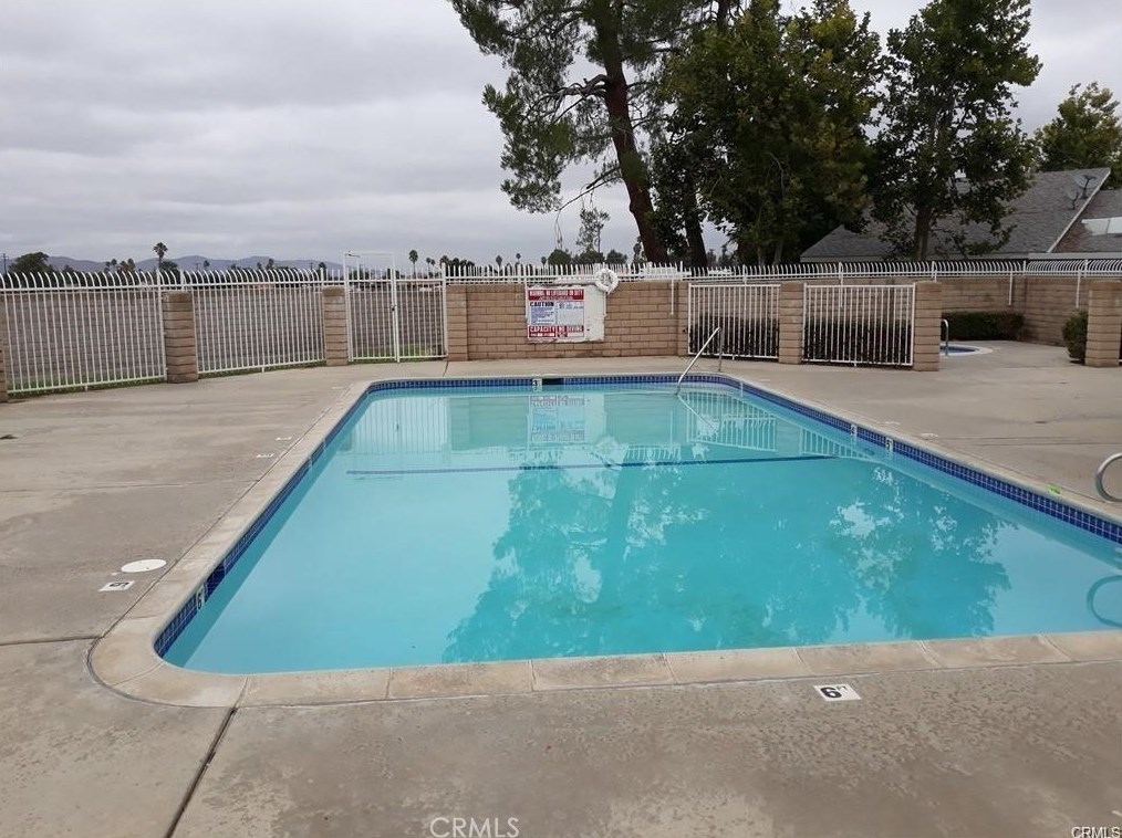 25920 Baylor Way, Hemet CA  92544-4963 exterior