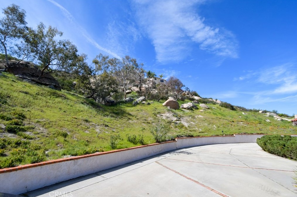 27735 Pachea Trl, Hemet CA  92544-8161 exterior