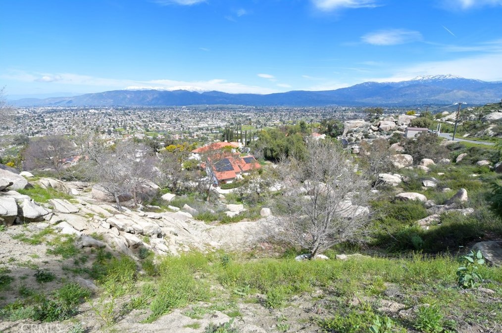 27735 Pachea Trl, Hemet CA  92544-8161 exterior