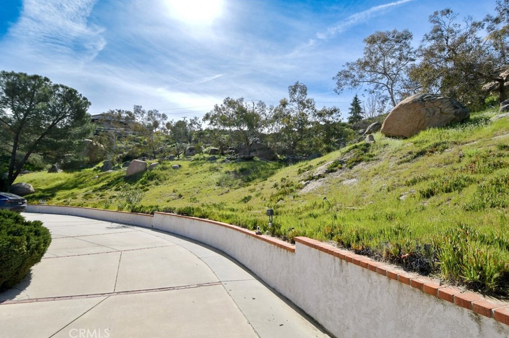 27735 Pachea Trl, Hemet CA  92544-8161 exterior