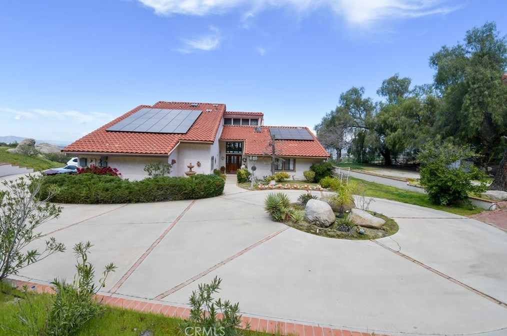 27735 Pachea Trl, Hemet CA  92544-8161 exterior