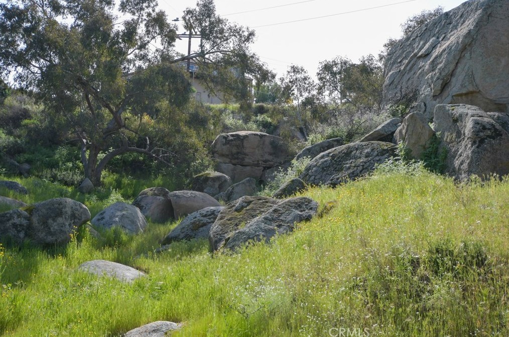 27735 Pachea Trl, Hemet CA  92544-8161 exterior