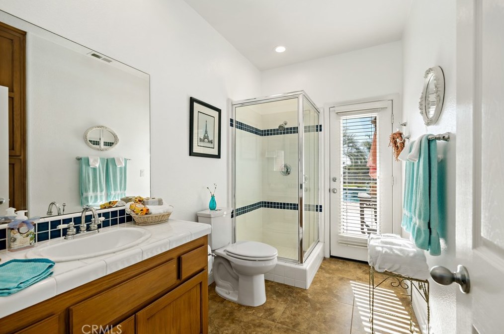 1141 Lorenzo Dr, Fallbrook CA  92028-4563 exterior