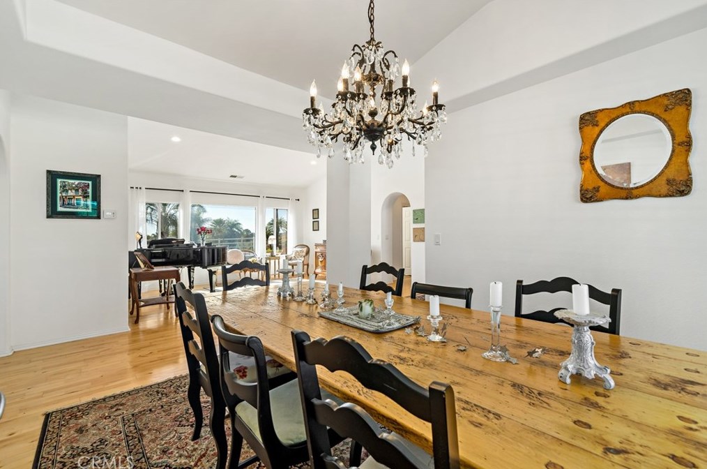 1141 Lorenzo Dr, Fallbrook CA  92028-4563 exterior