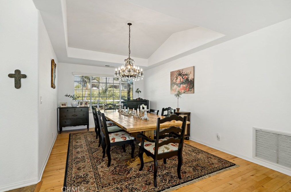 1141 Lorenzo Dr, Fallbrook CA  92028-4563 exterior