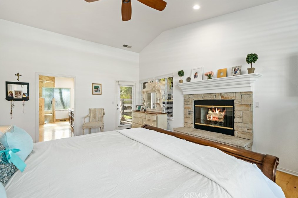 1141 Lorenzo Dr, Fallbrook CA  92028-4563 exterior