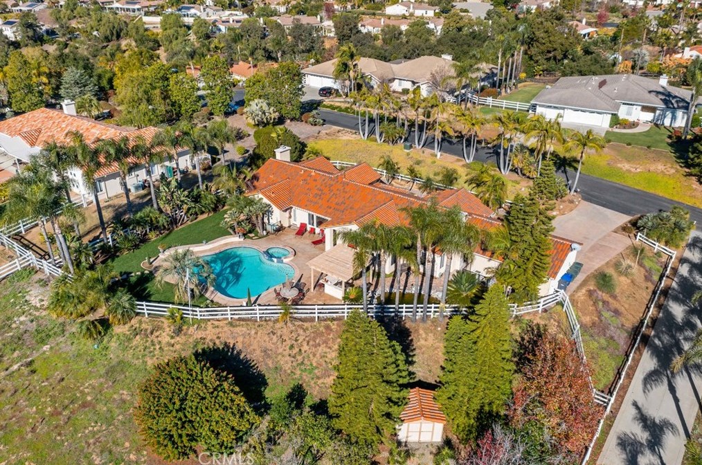 1141 Lorenzo Dr, Fallbrook CA  92028-4563 exterior