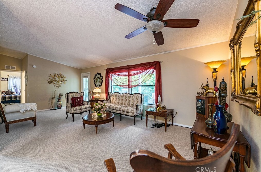 73450 Country Club Dr, Palm Desert CA  92260-8601 exterior