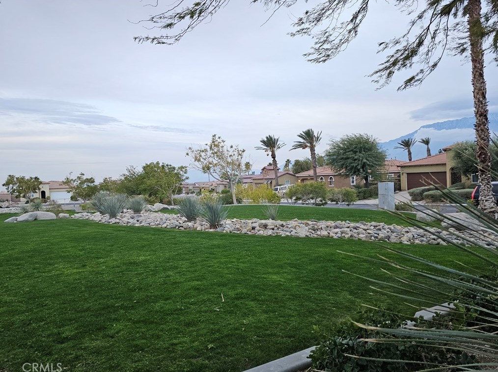 11836 Skylark St, Desert Hot Springs CA  92240-2028 exterior