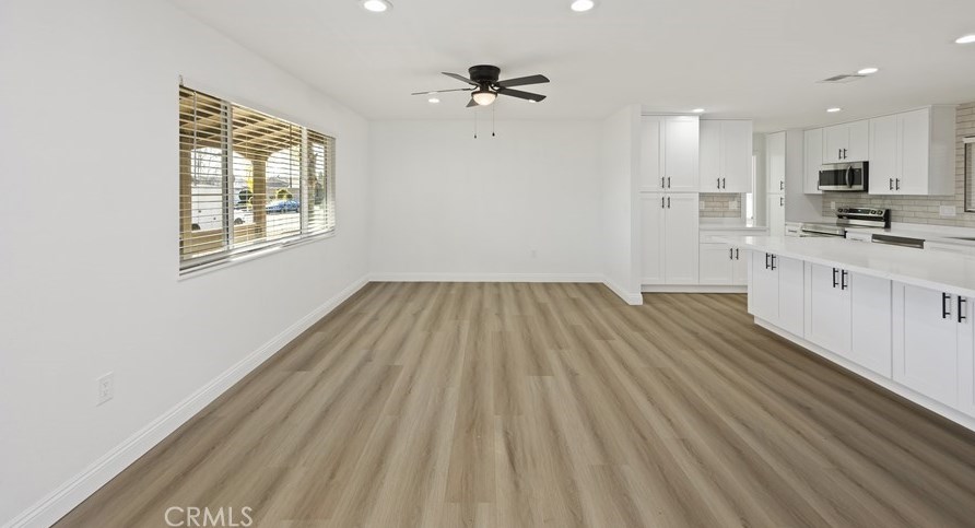 30120 Thornhill Dr, Menifee CA  92586-3288 exterior