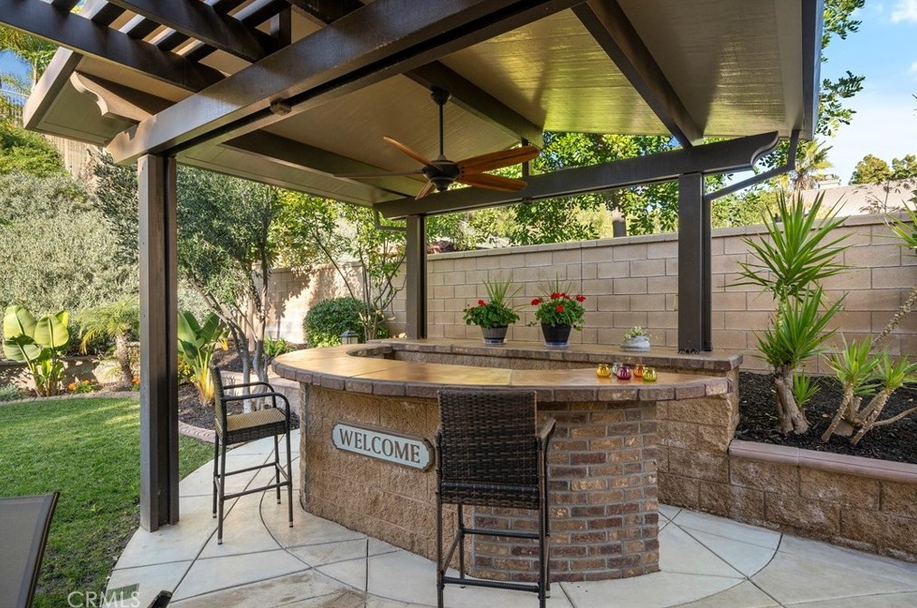 26536 Mahonia Way, Murrieta CA  92562-4485 exterior